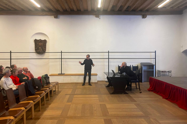 PHOTO 2025 10 31 08 37 193